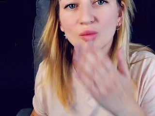 LeyaSilver naked on cam. Free Live Sex Chat Room