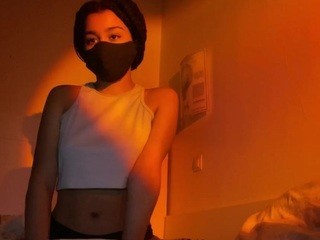 Sweetie-Jizzum naked on cam. Free Live Sex Chat Room