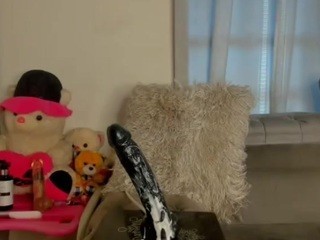 OnikaTanya naked on cam. Free Live Sex Chat Room