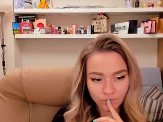 Kara Smith naked on cam. Free Live Sex Chat Room