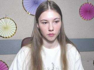 DaikotaParis naked on cam. Free Live Sex Chat Room