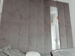 awesome-jolie  naked on cam.  Free Live Sex Chat Room