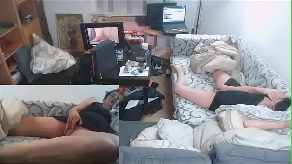 Mutter Nachts mit mega dildo aufgeweckt