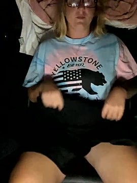Campingslut xxx stripping on webcam for live porn video chat