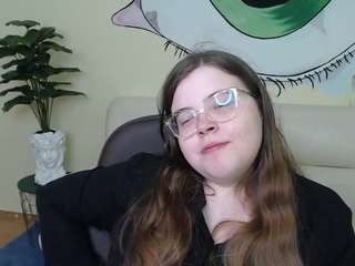 EmmaLove99 naked on cam. Free Live Sex Chat Room