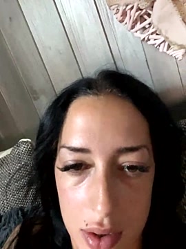 Slina-K xxx stripping on webcam for live porn video chat