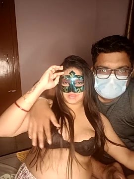 Horny-piu xxx stripping on webcam for live porn video chat