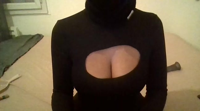 Inayavip xxx stripping on webcam for live porn video chat