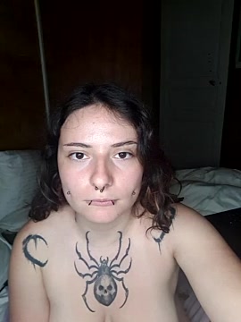Marilynvonfox xxx stripping on webcam for live porn video chat