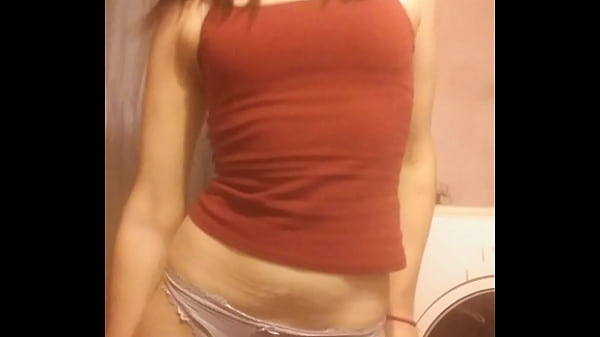 Striptease small tits hottie