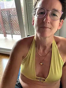 BineSommer xxx stripping on webcam for live porn video chat