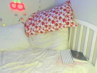 HeidiRhaine naked on cam. Free Live Sex Chat Room