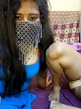 Indian_hotmilfs xxx stripping on webcam for live porn video chat
