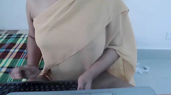 Lipasharma xxx stripping on webcam for live porn video chat