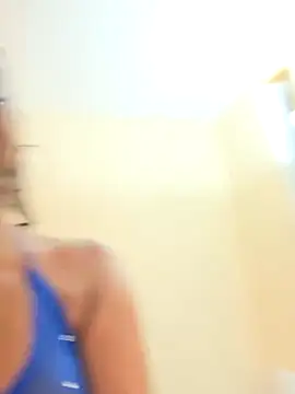 Misscreamdream xxx stripping on webcam for live porn video chat
