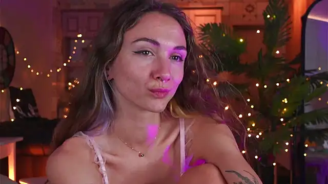 RoxanneBells xxx stripping on webcam for live porn video chat