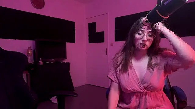 WildVanilleXTRA xxx stripping on webcam for live porn video chat