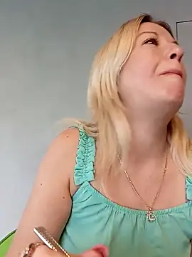 Arina_smiles xxx stripping on webcam for live porn video chat