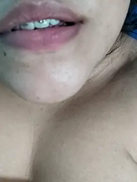 Kanikasingh24 xxx stripping on webcam for live porn video chat