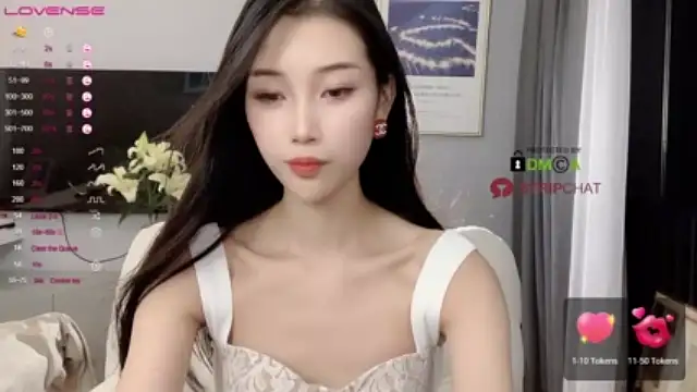 Sunny-II xxx stripping on webcam for live porn video chat