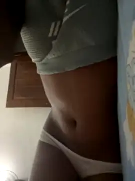 Amycamlive xxx stripping on webcam for live porn video chat
