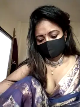 Dil-Ka-Radhika xxx stripping on webcam for live porn video chat
