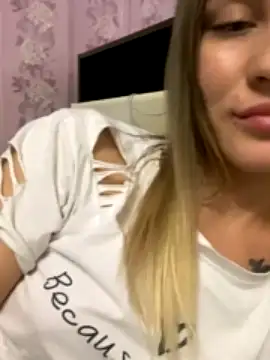 DreamGirl-777 xxx stripping on webcam for live porn video chat