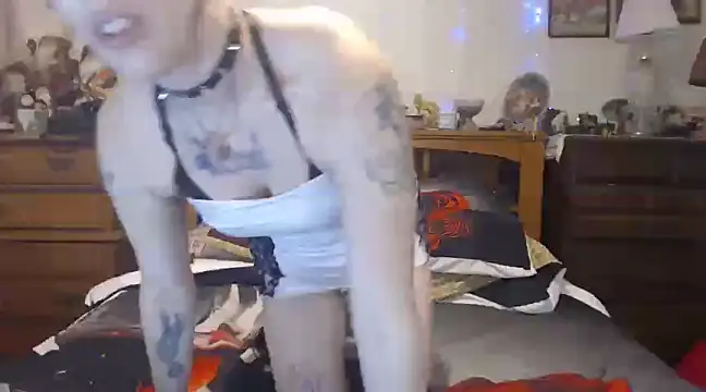 LiLReD_2022 xxx stripping on webcam for live porn video chat