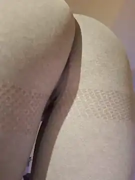 Purple__Hearts xxx stripping on webcam for live porn video chat