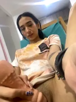 SaraTeen1 xxx stripping on webcam for live porn video chat