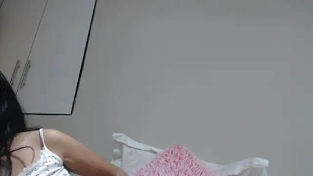 Sexy_Sanju_ xxx stripping on webcam for live porn video chat