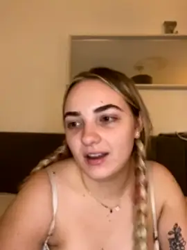 Bellerivera xxx stripping on webcam for live porn video chat