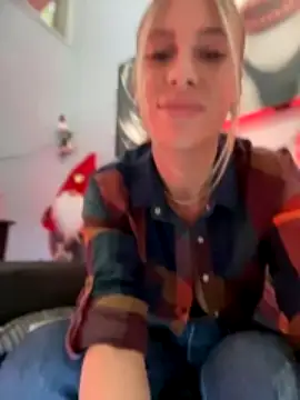 JessyRey xxx strip on cam for live porn chat