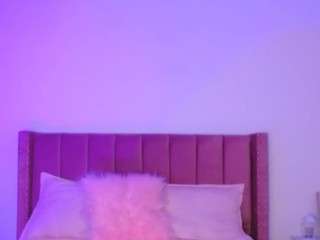 lauraG nude before cam. Free Live Sex Chat Room