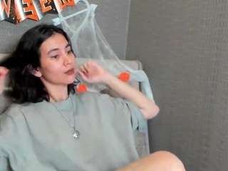 Mellisa-Hassan naked on cam. Free Live Sex Chat Room