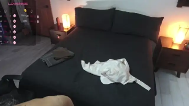 Milfettefab xxx strip on cam for live porn chat