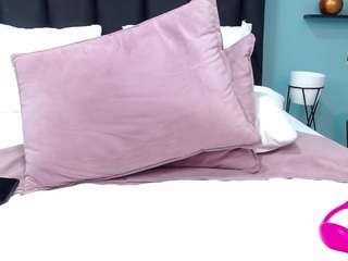 RebeccaHills nude before cam. Free Live Sex Chat Room
