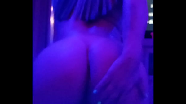 Striptease da gostosa 2
