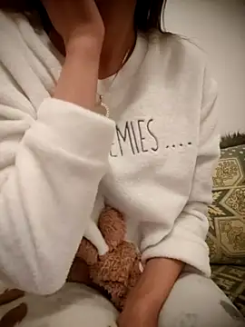 -Kati- xxx strip on cam for live porn chat