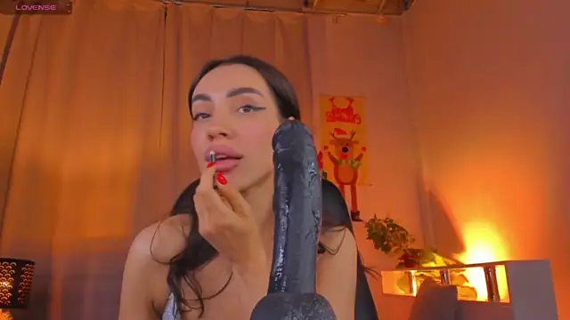Kriss_babe xxx strip on cam for live porn chat