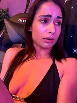 LaPetitechienne1 xxx strip on cam for live porn chat