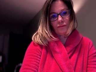 MIlf-Goddess nude before cam. Free Live Sex Chat Room