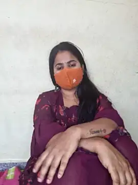 Vishali-1 xxx strip on cam for live porn chat