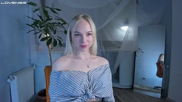 AdelaJones xxx strip on cam for live porn chat