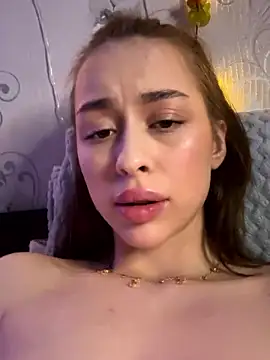 Aleksandra190 xxx strip on cam for live porn chat