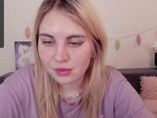 Allisses nude before cam. Free Live Sex Chat Room
