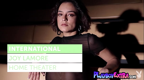 Bombastic all natural latina diva Joy Lamore posing naked in the darkness