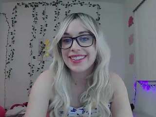 CaliMari nude before cam. Free Live Sex Chat Room