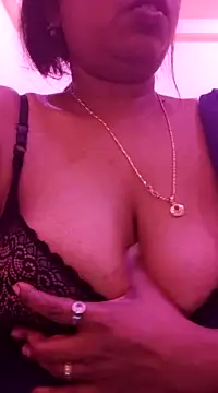 Cutie-sarika xxx strip on cam for live porn chat