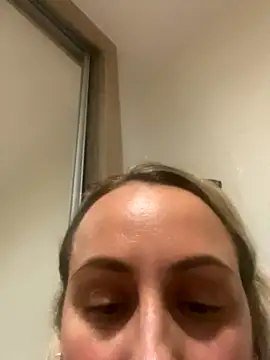 Danielle_kate xxx strip on cam for live porn chat